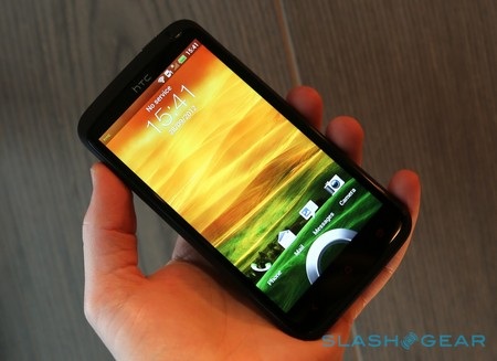 HTC trình làng smartphone “khủng” nhất của mình - 2 Màn hình rộng 4,7-inch