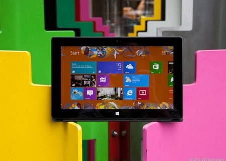 Đánh giá đầu tiên về "bom tấn" Surface RT - 1 Surface RT sẽ chính thức lên kệ vào ngày 26/10 này
