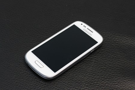 Galaxy S III mini chỉ có màn hình rộng 4-inch
