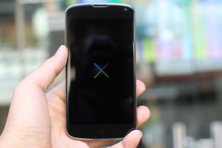 Máy có màn hình rộng 4,7-inch