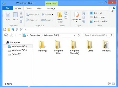 Giao diện Ribbon sau khi đã hiển thị, các chức năng được nhóm theo từng tab riêng biệt