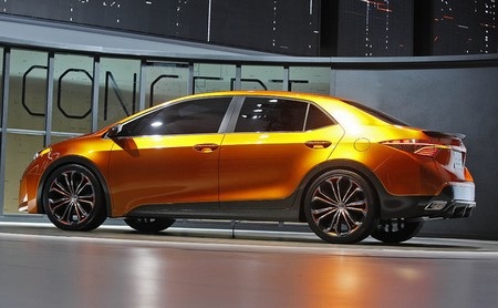 Toyota hé lộ thiết kế hoàn toàn mới cho Corolla - 6 Chiều dài cũng được tăng thêm