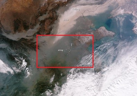 “Đám mây” khói bụi nhìn thấy được từ ngoài không gian