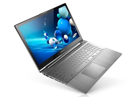 Series 7 Ultra là phiên bản cỡ nhỏ của dòng ultrabook Series 7