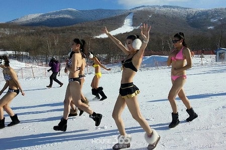 Video về màn quảng cáo đặc biệt của hãng thời trang: