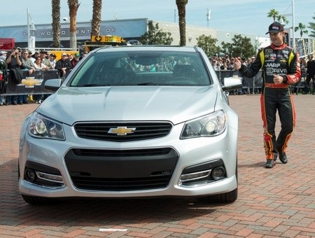 Chevrolet SS - Xe gia đình thể thao - 15 T.Thủy
