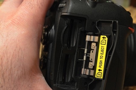 Video giới thiệu Nikon D7100: