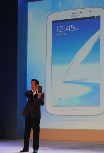 Galaxy Note 8.0 được Samsung mang đến SEA Forum 2013