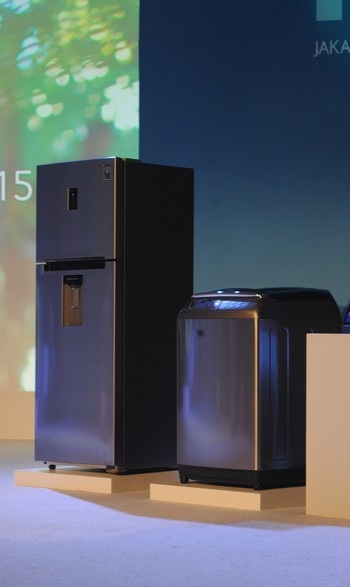 Bộ đôi tủ lạnh và máy giặt thông minh được Samsung mang đến SEA Forum 2013