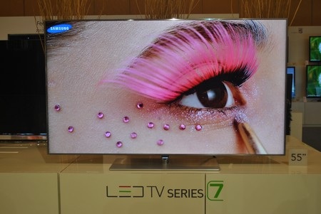 LED Tivi Series 8 và LED Tivi Series 7 với đường viền siêu mỏng