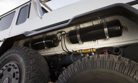Mercedes-Benz G63 AMG 6x6 - “Quái vật” 6 bánh - 8 Thùng hàng có khả năng chuyên chở khối lượng 650kg