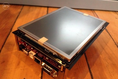 Nguyên mẫu đầu tiên của iPhone có kích cỡ khá “khủng”