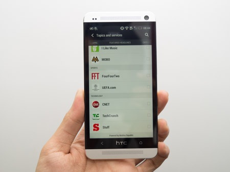 HTC One phiên bản quốc tế có mặt tại Việt Nam - 7 Tính năng Blink Feed trên phiên bản chính thức vẫn chưa hỗ trợ nội dung RSS
