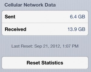 Chỉ cần vào menu Settings -> iTunes & App Stores -> Automatic Downloads.
