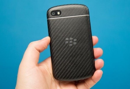 Mặt sau được phân chia ra làm 2 phần