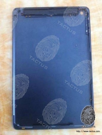 Hình ảnh lớp vỏ sau iPad 5 mà Tactucs vừa đăng tải