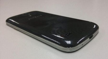 Rò rỉ loạt ảnh thực tế của Galaxy S4 mini, ra mắt cuối tháng 5 - 3 Kích thước chiều rộng…