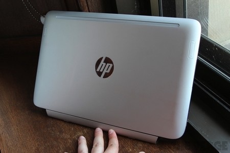 HP trình làng bộ đôi tablet “lai” laptop chạy Windows 8 và Android - 6 Loa ngoài nằm ở mặt sau màn hình