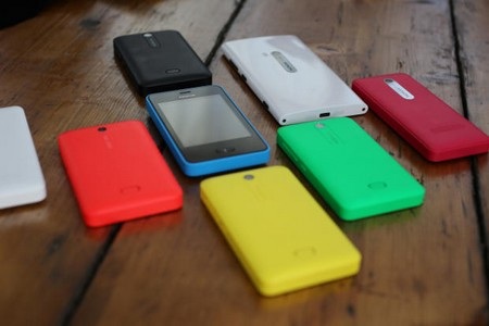 Máy có nhiều màu sắc để lựa chọn