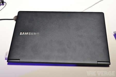 Cận cảnh bộ đôi ultrabook mới được trình làng của Samsung - 13 Video thực tế Samsung ATIV Book 9 Plus