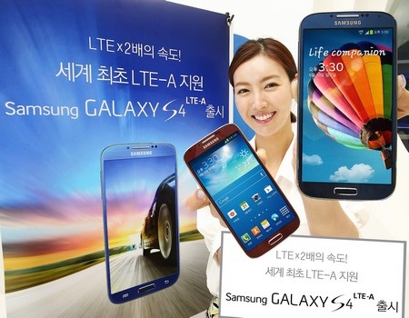 Samsung ra mắt Galaxy S4 “siêu tốc” hỗ trợ mạng 4G LTE Advanced - 1 Galaxy S4 LTE-A có thiết kế giống với phiên bản Galaxy S4 thông thường
