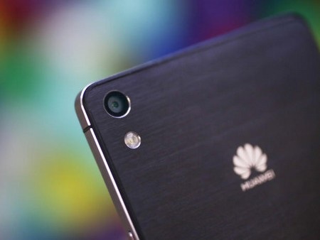 Cận cảnh smartphone mỏng nhất thế giới vừa được trình làng - 7 Camera 8 megapixel ở mặt sau…