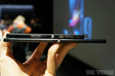 Sony trình làng smartphone cỡ lớn Xperia Z Ultra màn hình 6,44-inch - 10 Nhưng độ mỏng của Xperia Z Ultra thậm chí còn vượt hơn cả Xperia Z