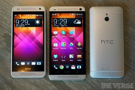 HTC One Mini chính thức trình làng với cấu hình tầm trung - 11 HTC One (giữa) có thiết kế nhỉnh hơn so với HTC One Mini (trái và phải)