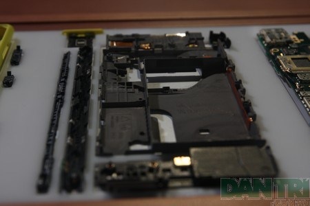 Tấm nhựa để chứa bảng mạch