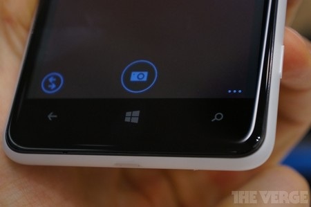 Nokia trình làng smartphone màn hình Windows Phone lớn nhất - 11 T.Thủy