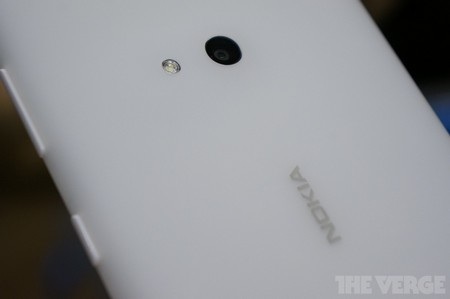 Nokia trình làng smartphone màn hình Windows Phone lớn nhất - 7 T.Thủy