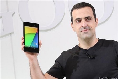 Sếp của Google “đầu quân” cho hãng điện thoại Trung Quốc - 1 Hugo Barra trong sự kiện ra mắt Nexus 7 thế hệ mới hồi tháng 7 vừa qua