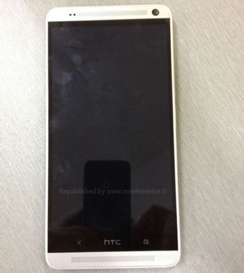 Hình ảnh mặt trước của HTC One Max có thiết kế giống HTC One, ngoại trừ khác biệt về kích cỡ