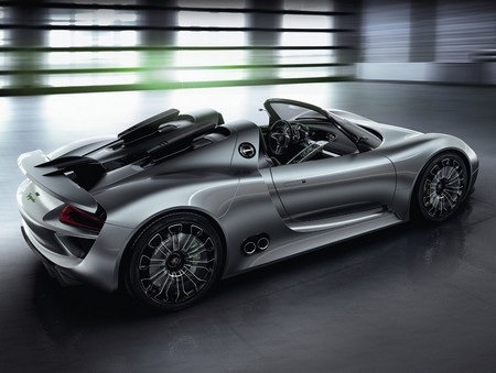 Bộ sưu tập hình nền siêu xe “lai” Porsche 918 - 8 T.Thủy