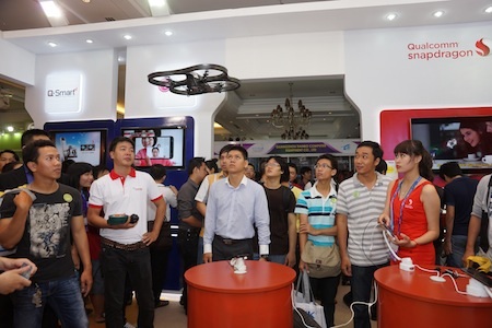 Gian hàng trải nghiệm của Qualcomm thu hút nhiều khách tham quan