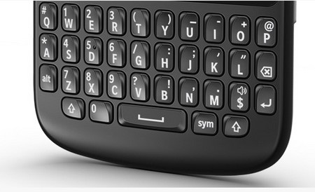 BlackBerry 9720 ra mắt, sử dụng nền tảng OS 7 cũ - 4 Video giới thiệu BlackBerry 9720: