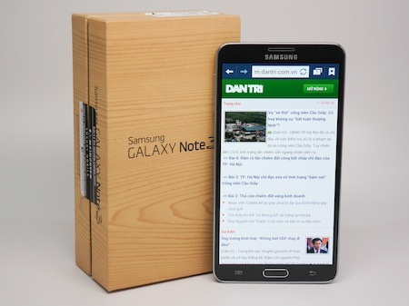 Đập hộp Galaxy Note 3 chính hãng bán tại Việt Nam - 1 Hộp đựng của Galaxy Note 3 giống với Galaxy S4
