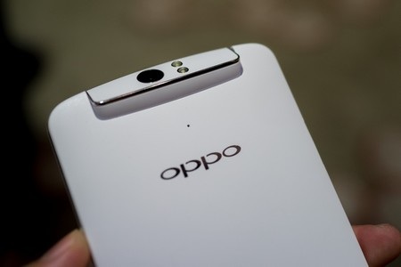 Điểm đặc biệt của camera là có thể xoay thay vì cố định