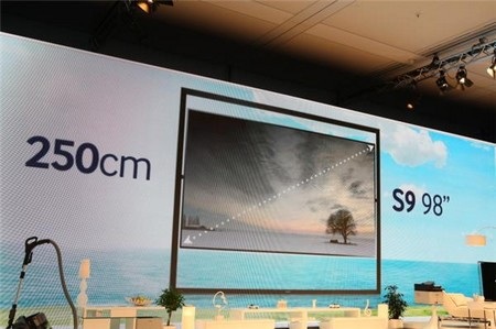 Samsung ra mắt tivi “khủng” 98-inch và tivi OLED độ phân giải Ultra HD - 1 Samsung ra mắt tivi “khủng” 98-inch và tivi OLED độ phân giải Ultra HD