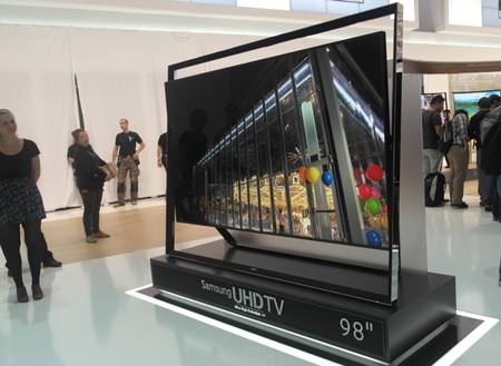Tivi 98-inch độ phân giải Ultra HD của Samsung