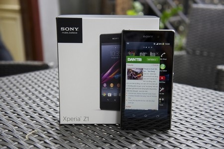 Mở hộp smartphone “siêu camera” Xperia Z1 tại Việt Nam - 13 Duyệt web trên sản phẩm