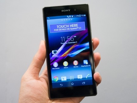Mở hộp smartphone “siêu camera” Xperia Z1 tại Việt Nam - 3 Máy có màn hình rộng 5-inch, độ phân giải Full HD 1080p