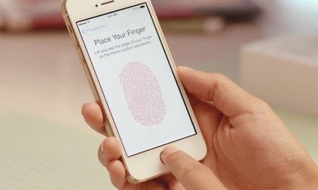 Những lý do nên và không nên nâng cấp lên iPhone 5S của Apple - 4 Cảm biến vân tay không thực sự quá cần thiết trên một chiếc smartphone