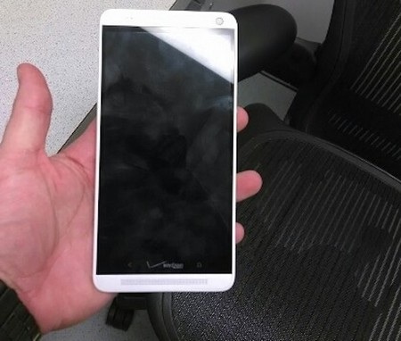 Ảnh thực tế và cấu hình chi tiết HTC One Max, ra mắt ngày 15/10 - 2 2 hình ảnh thực tế vừa bị rò rỉ của HTC One Max