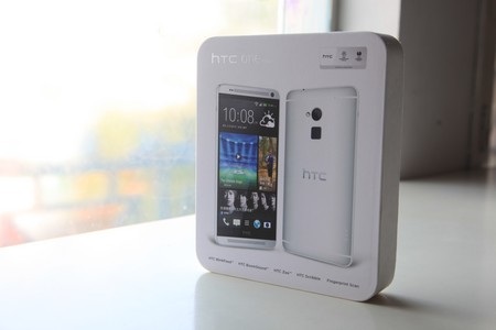 Hộp đựng HTC One max