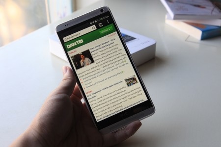 Duyệt web trên HTC One max