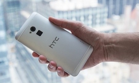 Những smartphone với tính năng đặc biệt ra mắt trong năm 2013