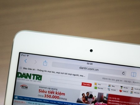 Cận cảnh iPad mini Retina màn hình siêu nét mới về Việt Nam - 5 Cận cảnh màn hình và camera phụ trên sản phẩm