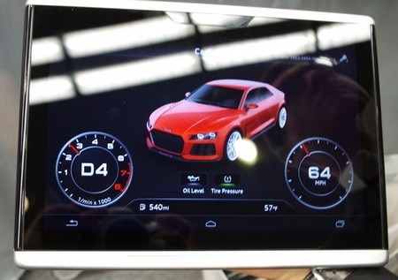 CES 2014: Hãng xe sang nước Đức Audi ra mắt máy tính bảng chạy Android - 2 Các thông số của xe hiển thị trên máy tính bảng