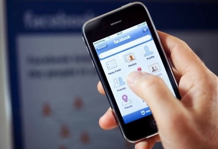 Facebook và những dấu mốc đáng nhớ trong 10 năm qua - 4 Ứng dụng Facebook cho iOS vẫn đang là một trong những ứng dụng được sử dụng nhiều nhất hiện nay
